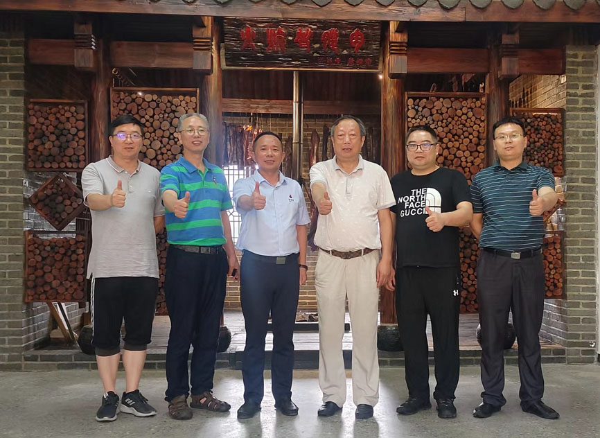 為(wèi)湖(hú)湘肴點贊