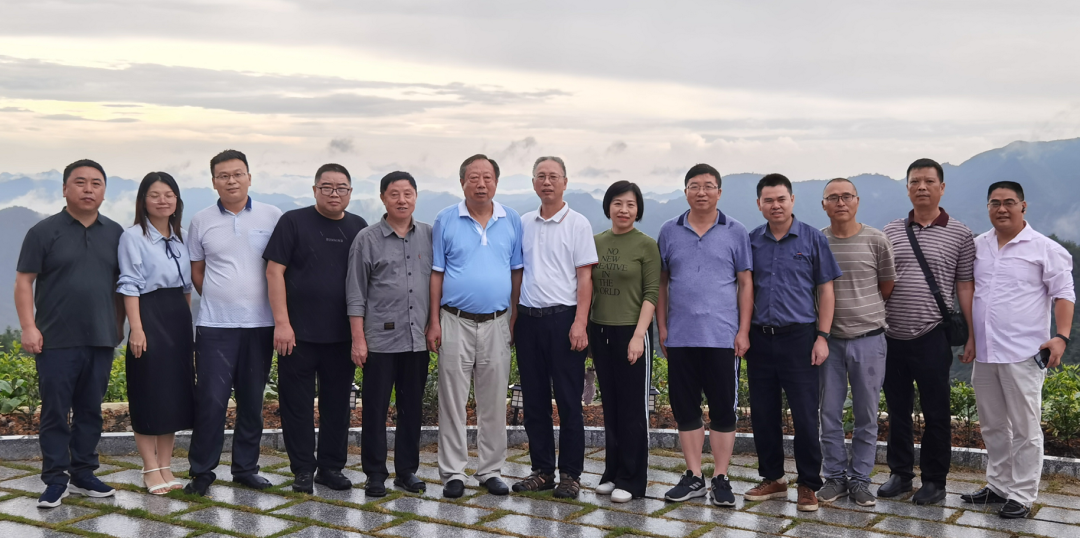 省食安協專家(jiā)安化(huà)考察調研